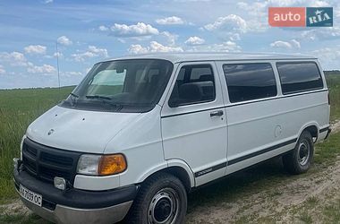 Минивэн Dodge Ram Van 2002 в Киеве фото 2 Минивэн Dodge Ram Van 2002 в Киеве