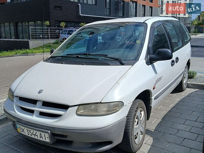 Мінівен Dodge Ram Van 2000 в Рівному фото Мінівен Dodge Ram Van 2000 в Рівному
