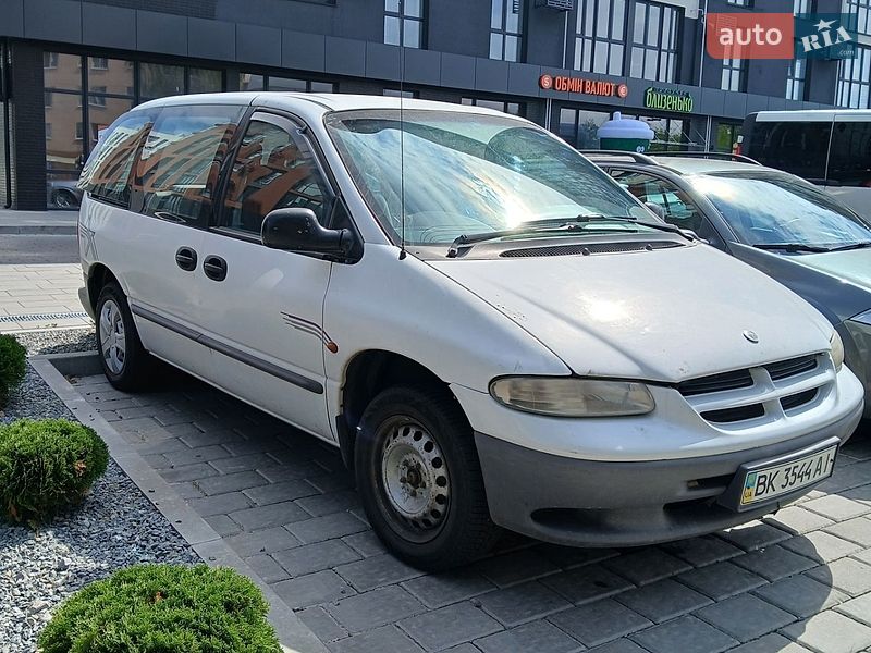 Мінівен Dodge Ram Van 2000 в Рівному фото 2 Мінівен Dodge Ram Van 2000 в Рівному