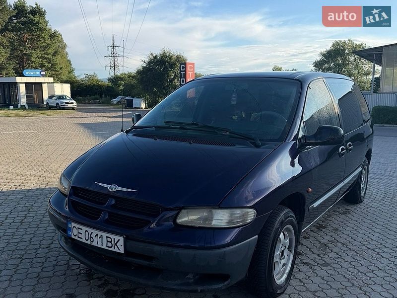 Мінівен Dodge Ram Van 1998 в Чернівцях