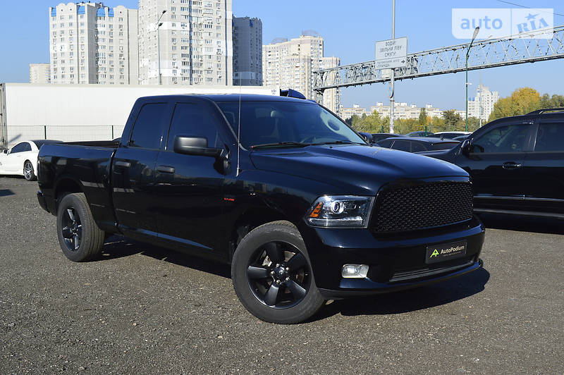 Пикап Dodge RAM 2015 в Киеве