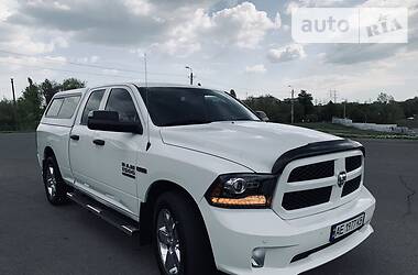 Пикап Dodge RAM 2015 в Кривом Роге