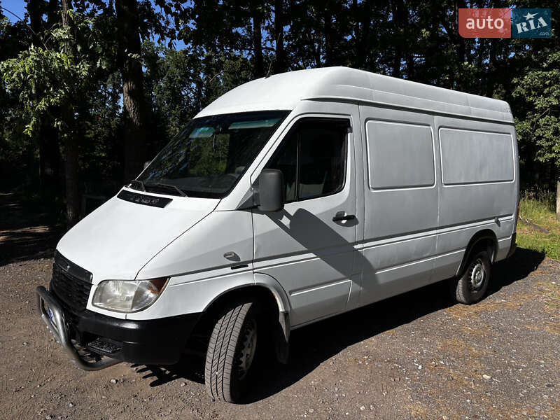 Вантажний фургон Dodge Sprinter 2003 в Києві