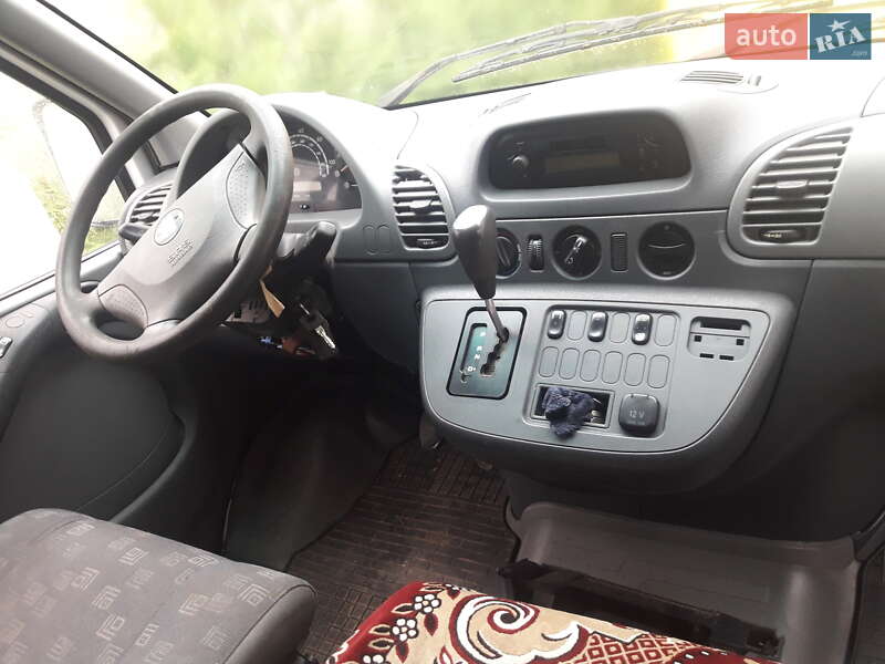 Грузовой фургон Dodge Sprinter 2006 в Львове