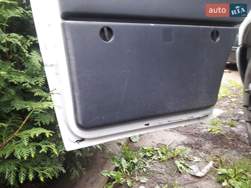 Грузовой фургон Dodge Sprinter 2006 в Львове