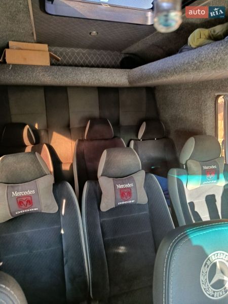 Грузопассажирский фургон Dodge Sprinter 2004 в Лебедине