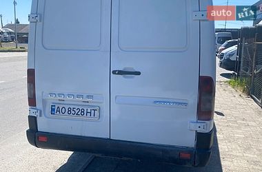 Вантажопасажирський фургон Dodge Sprinter 2006 в Хусті