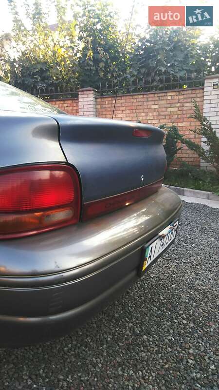 Седан Dodge Stratus 1998 в Буче