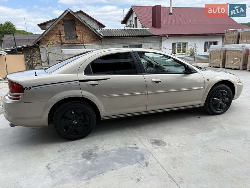 Седан Dodge Stratus 2001 в Теребовле