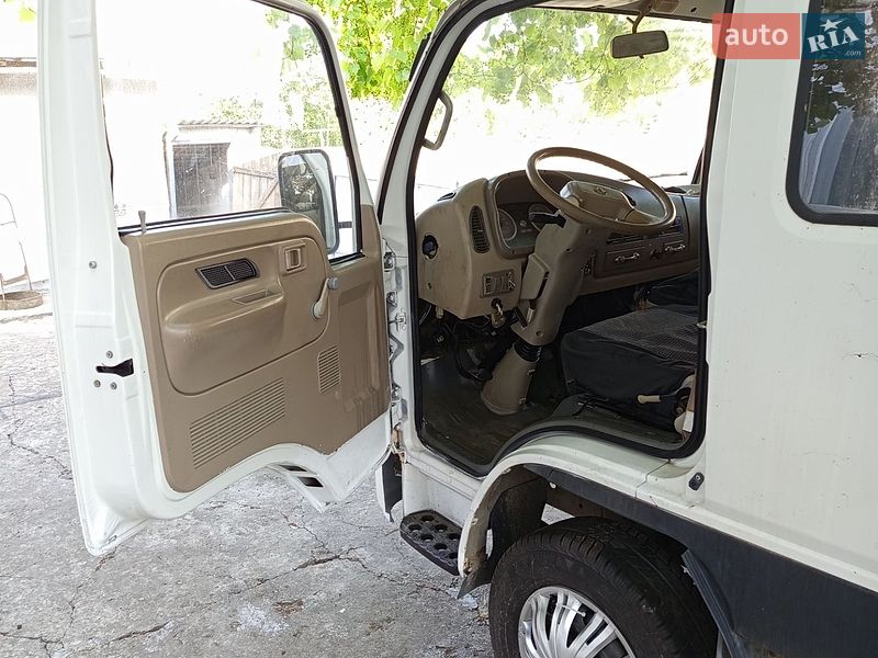 Борт Dongfeng DF-25 2005 в Городенке