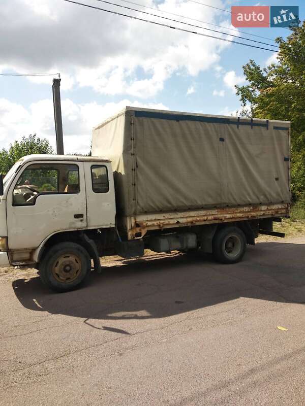 Тентований Dongfeng DF-30 2006 в Коростені