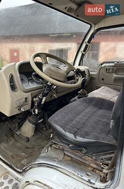 Грузовой фургон Dongfeng DF-47 2005 в 