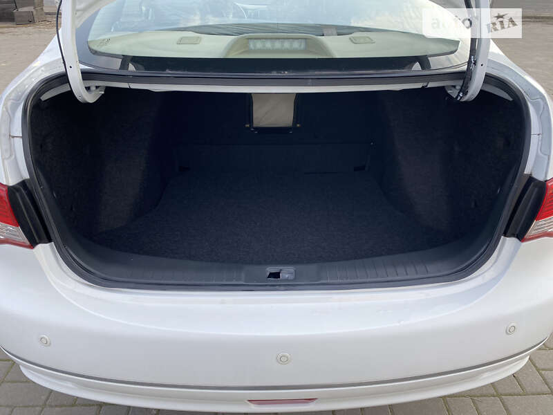 Седан Dongfeng E11K 2018 в Дніпрі