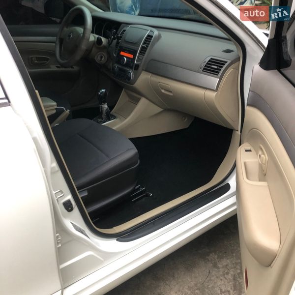 Седан Dongfeng E11K 2018 в Дніпрі