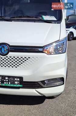 Грузовой фургон Dongfeng EM26 2021 в 