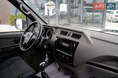 Вантажний фургон Dongfeng EM26 2022 в 
