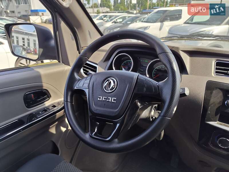 Грузовой фургон Dongfeng EM26 2022 в Киеве