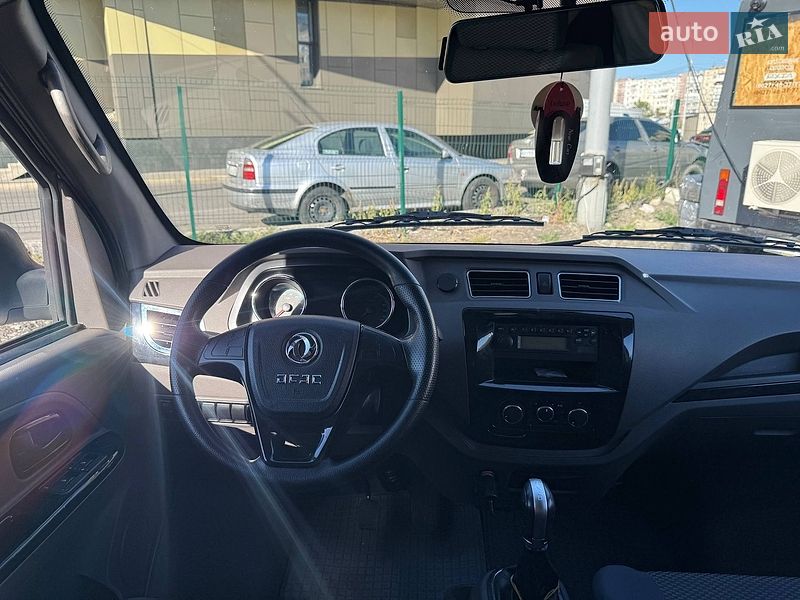 Минивэн Dongfeng EM26 2022 в Киеве