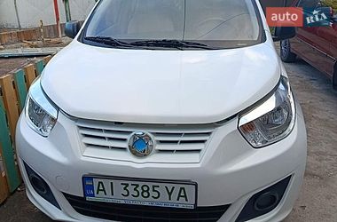 Хетчбек Dongfeng ER30 2018 в Яготині