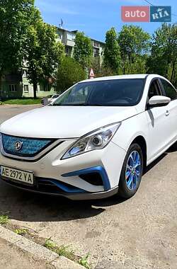Седан Dongfeng Fengxing S50-EV 2018 в 
