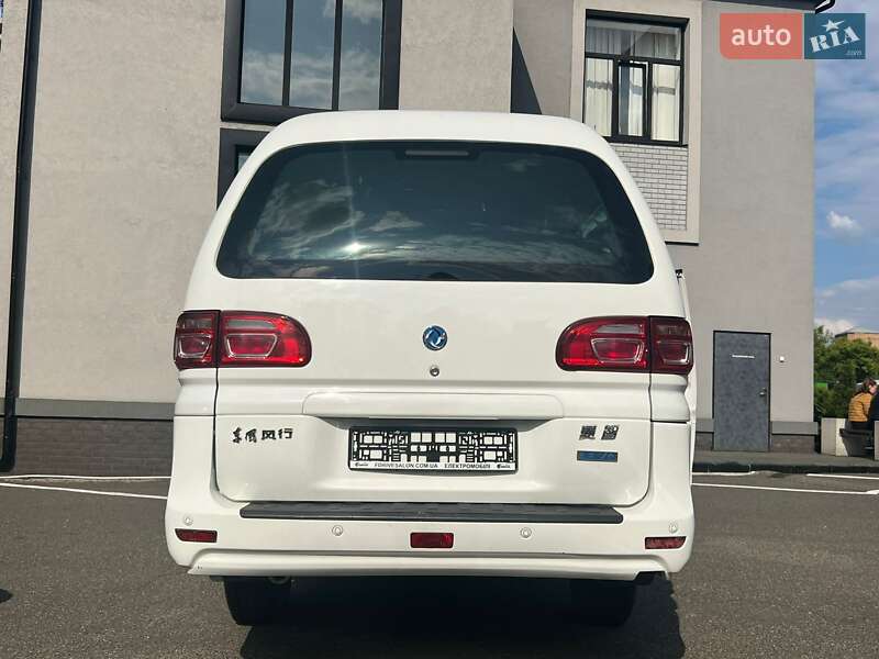 Минивэн Dongfeng M5EV 2017 в Киеве