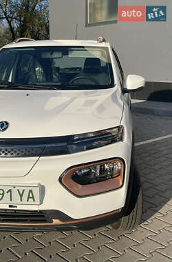 Внедорожник / Кроссовер Dongfeng Nano Box 2023 в 