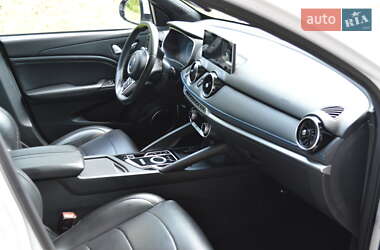 Внедорожник / Кроссовер Dongfeng Seres 3 2022 в 