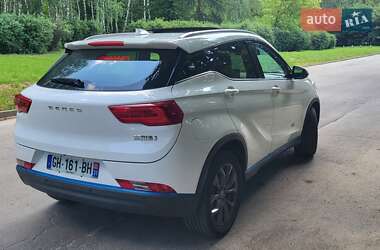 Внедорожник / Кроссовер Dongfeng Seres 3 2022 в 