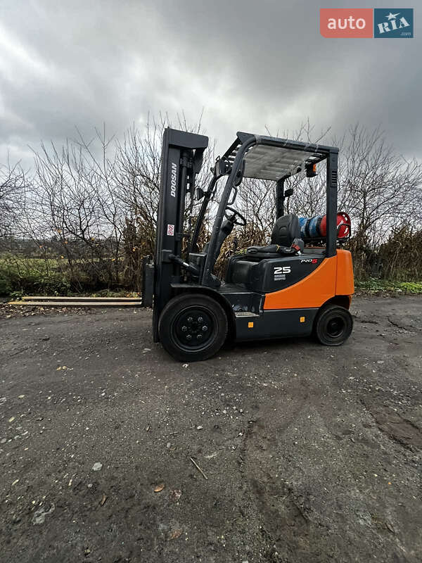 Doosan 255 LC-V 2014 Doosan 255 LC-V 2014