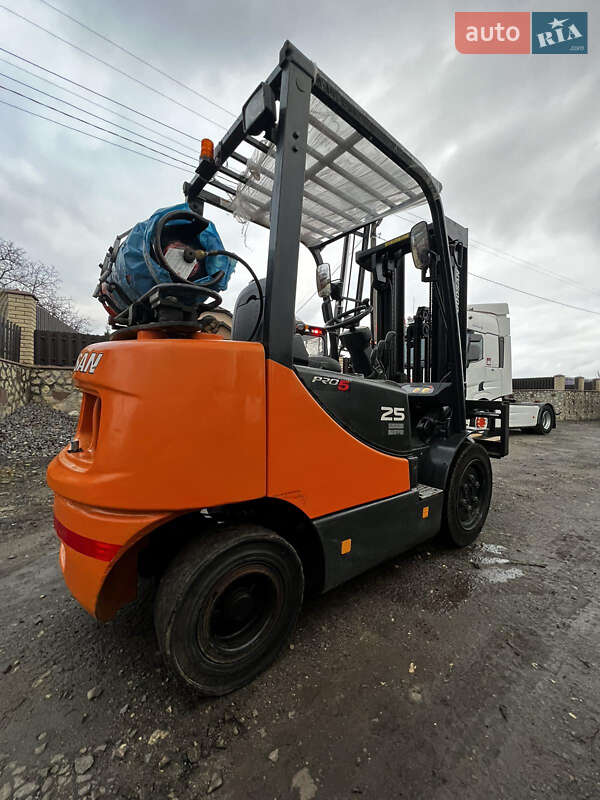 Вилочний навантажувач Doosan 255 LC-V 2014 в Тернополі фото 11 Вилочний навантажувач Doosan 255 LC-V 2014 в Тернополі