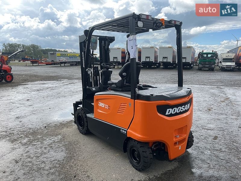 Вилочний навантажувач Doosan B 2023 в Києві фото 2 Вилочний навантажувач Doosan B 2023 в Києві