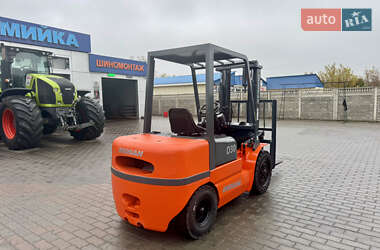 Вилочний навантажувач Doosan D 30C 2008 в  фото 4 Вилочний навантажувач Doosan D 30C 2008 в