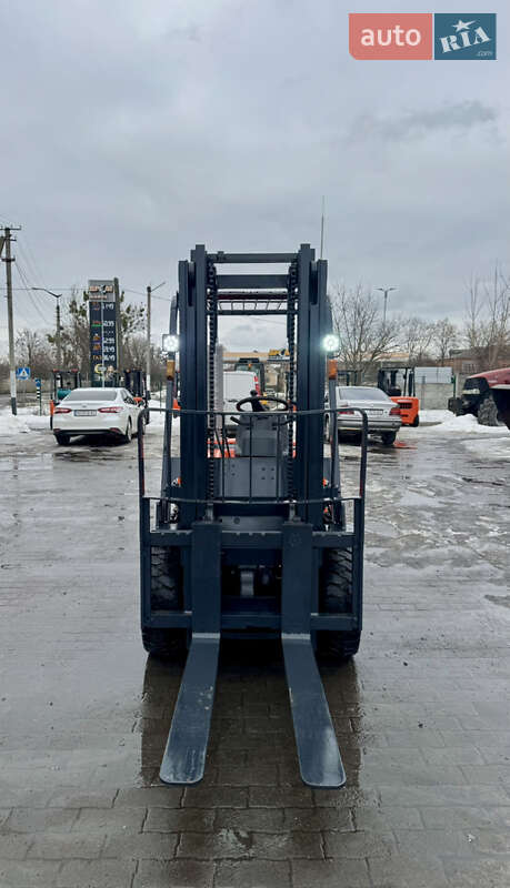 Вилочный погрузчик Doosan D 30C 2007 в Радомышле