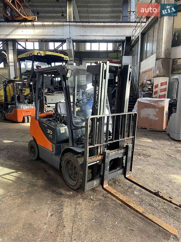 Вилочний навантажувач Doosan D 30G 2012 в Києві фото 2 Вилочний навантажувач Doosan D 30G 2012 в Києві