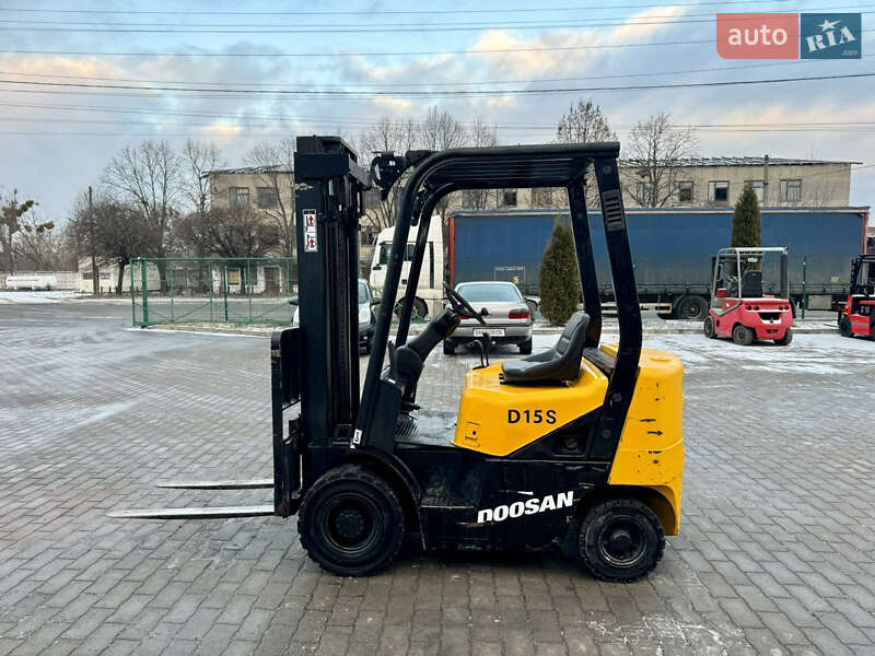 Doosan D 2007