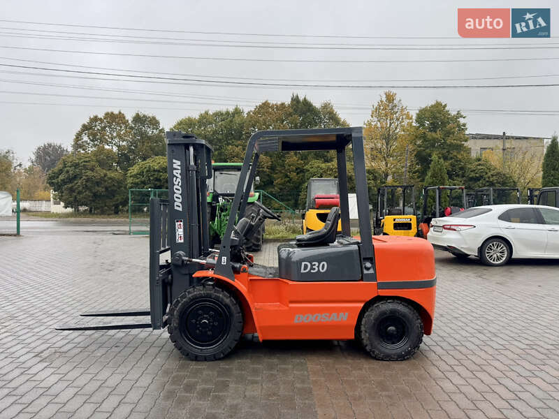 Doosan D 2008