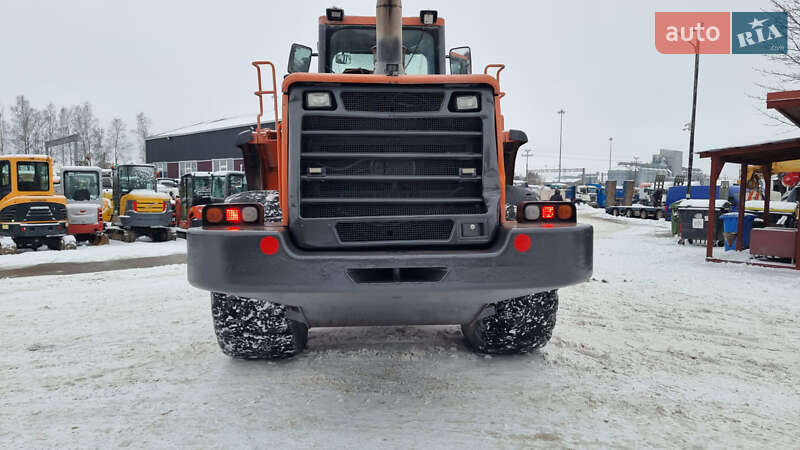 Фронтальный погрузчик Doosan DL 2008 в Одессе