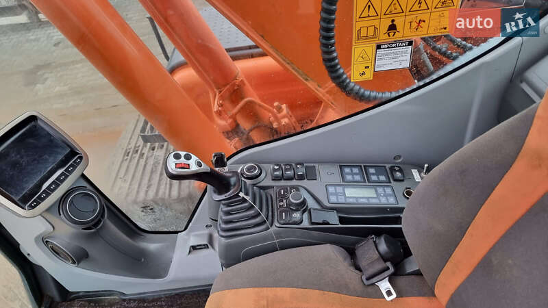 Гусеничный экскаватор Doosan DX 140 2018 в Одессе