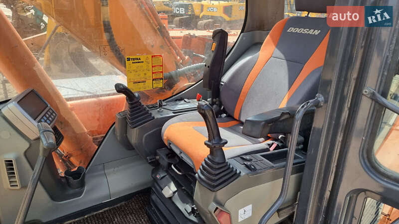 Гусеничний екскаватор Doosan DX 225LC-3 2013 в Одесі