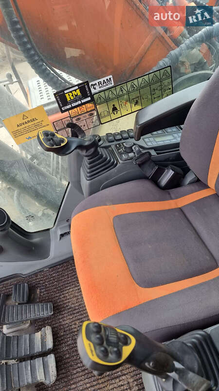 Гусеничний екскаватор Doosan DX 225LC-3 2018 в Одесі