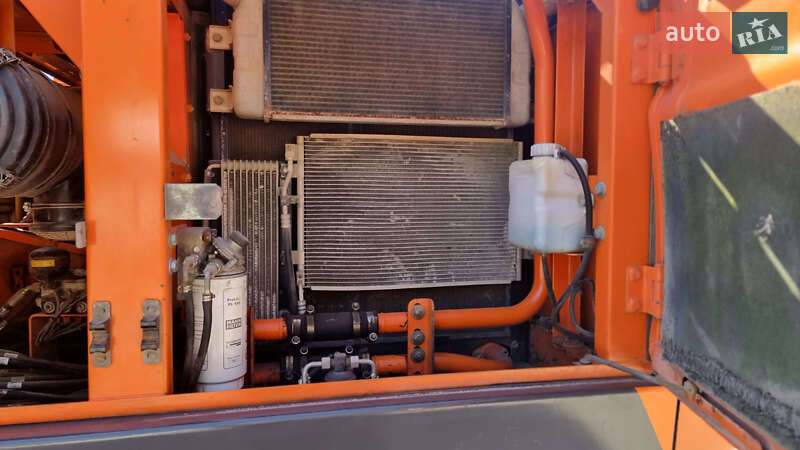 Гусеничний екскаватор Doosan DX 225LC-3 2014 в Одесі фото 4 Гусеничний екскаватор Doosan DX 225LC-3 2014 в Одесі