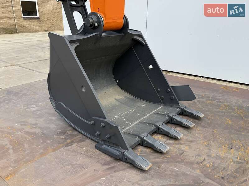 Гусеничний екскаватор Doosan DX 225LC-3 2025 в Києві фото 25 Гусеничний екскаватор Doosan DX 225LC-3 2025 в Києві