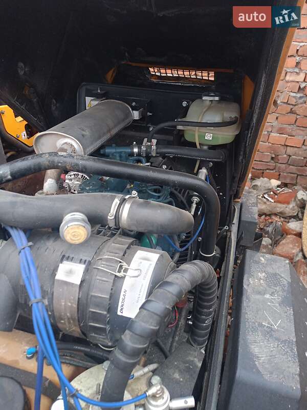 Компресор Doosan DX 340 2014 в Львові