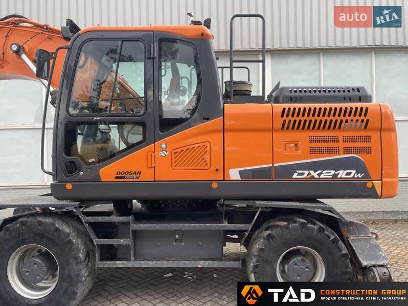 Колесный экскаватор Doosan DX 2020 в Киеве фото 3 Колесный экскаватор Doosan DX 2020 в Киеве