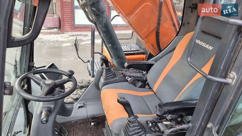 Колесный экскаватор Doosan DX 2018 в Одессе фото 12 Колесный экскаватор Doosan DX 2018 в Одессе