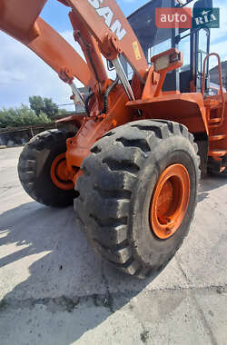 Фронтальні навантажувачі Doosan MEGA 2003 в Києві