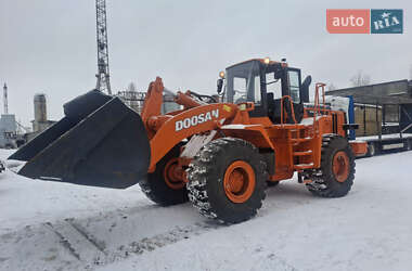 Фронтальні навантажувачі Doosan MEGA 2003 в Києві