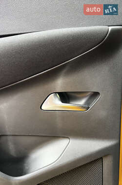 Внедорожник / Кроссовер DS 3 Crossback 2020 в 
