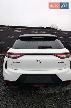 Позашляховик / Кросовер DS 3 Crossback 2022 в 