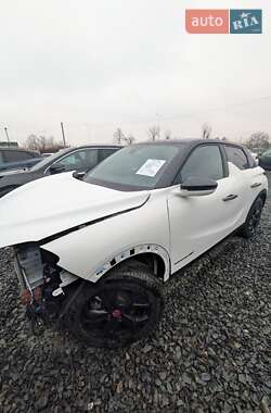 Позашляховик / Кросовер DS 3 Crossback 2022 в 